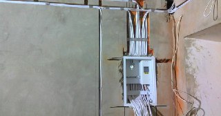 Электропроводка в доме + монтаж Карасук цена от 156 руб. м.п.